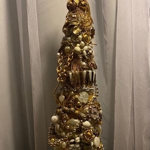 Decorative vintage jeweled tree